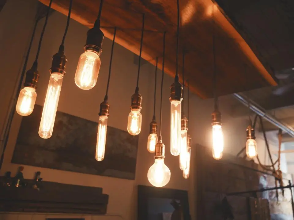 Warm hanging lights in the dining room